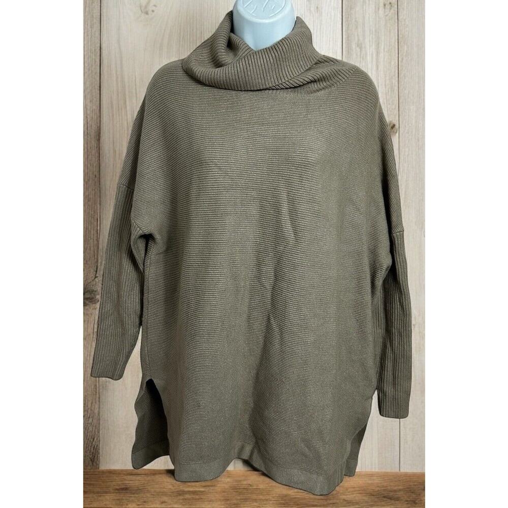 Lillusory Oversized Sweater Sz Medium Khaki Beige Turtleneck Tunic Pullover